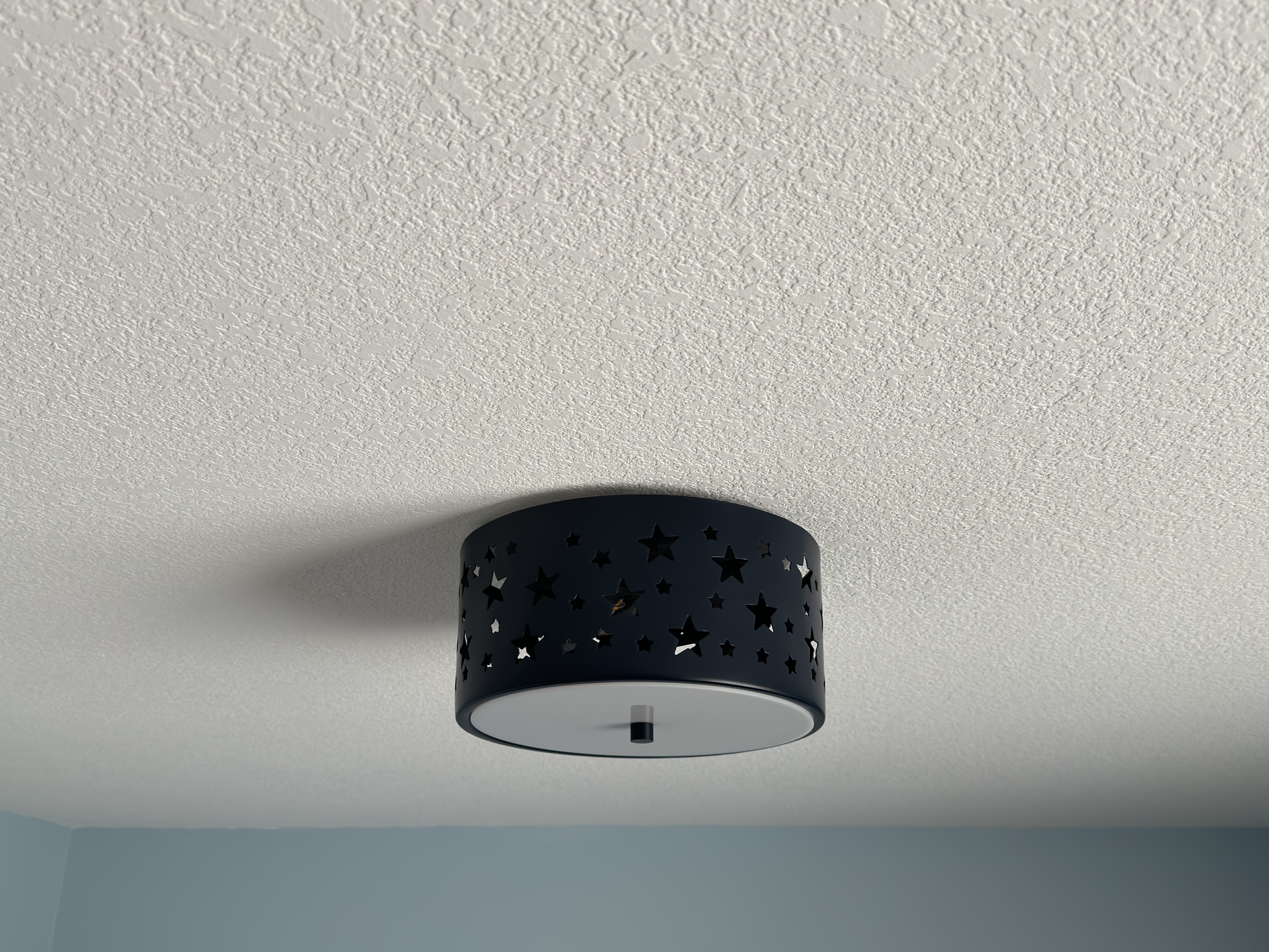 A fresh, modern textured ceiling